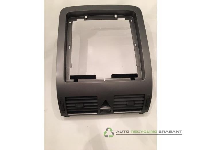 Grille aération tableau de bord d'un Volkswagen Touran, -, 3 mois de garantie, Utilisé, -