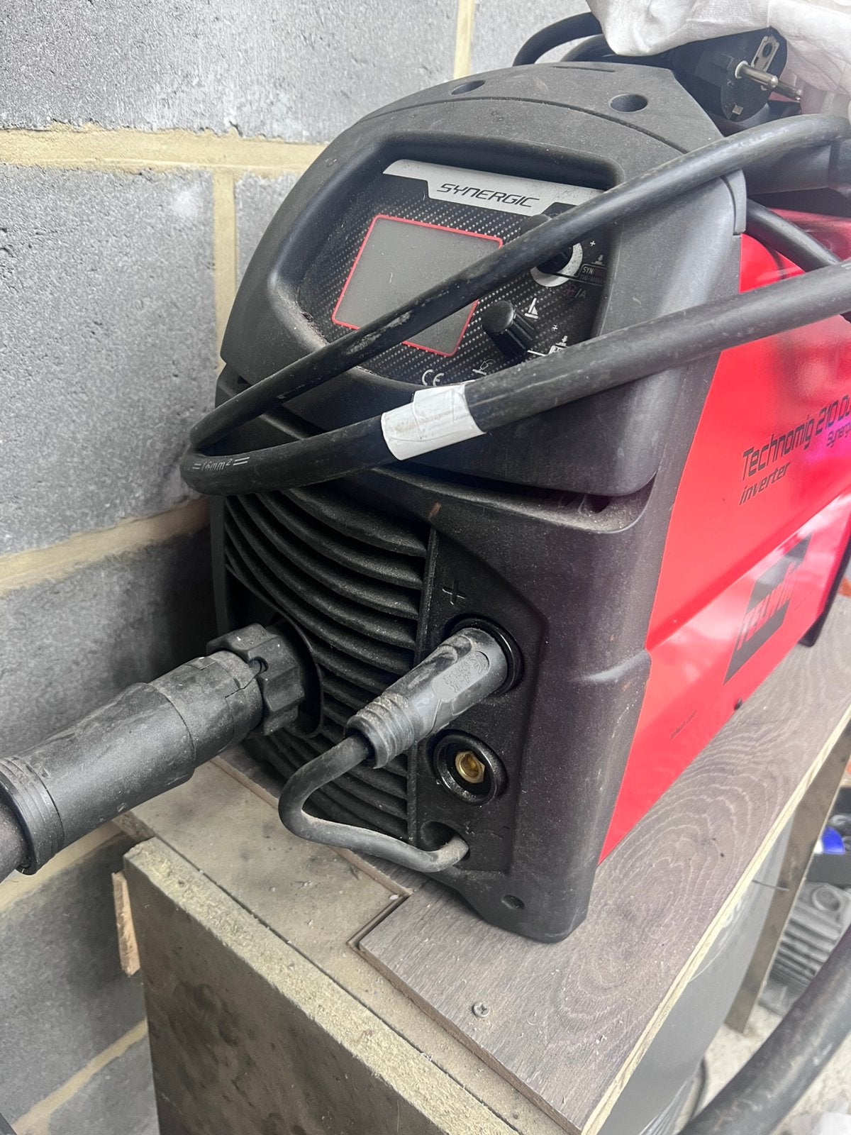 Poste a souder digital telwin dual 210 mig mag tig, Bricolage & Construction, Enlèvement, Tig