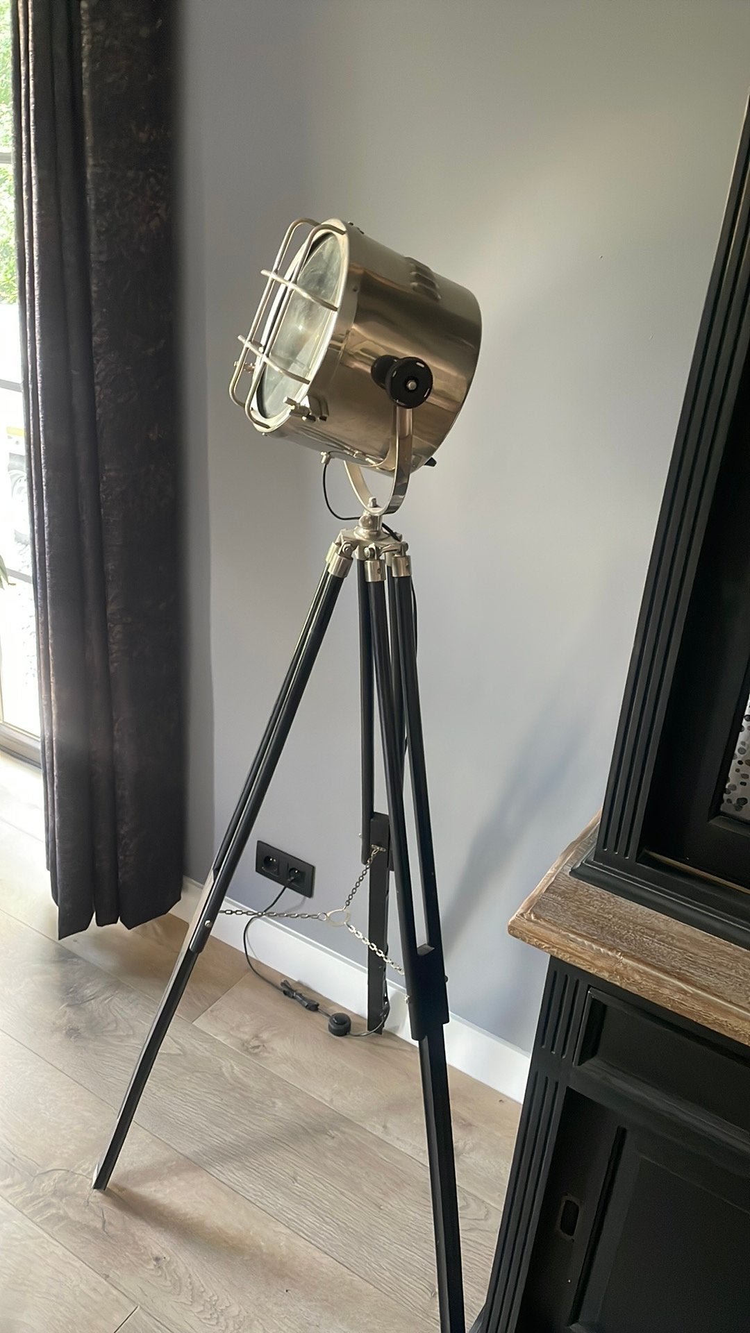 Studio vloerlamp op statief retro, Huis en Inrichting, Lampen | Vloerlampen, Ophalen, Zo goed als nieuw