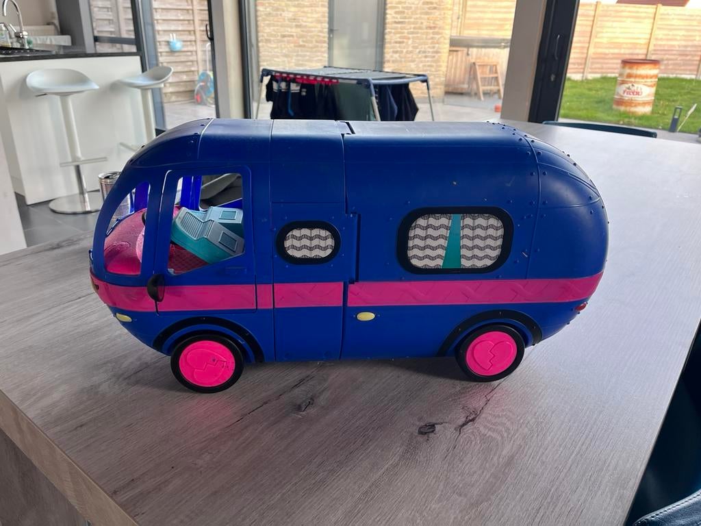LOL bus, Kinderen en Baby's, Speelgoed |Speelgoedvoertuigen, Ophalen