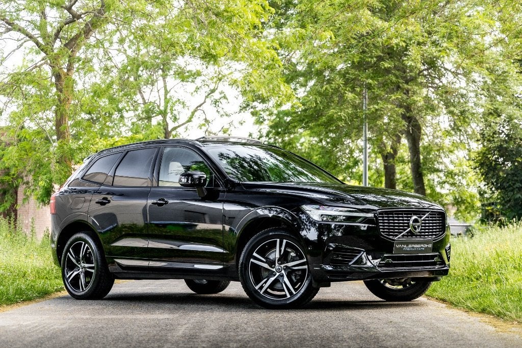 Volvo XC60 T8 AWD R-Design * Pano * HUD * H/K * ACC * 360 *, Automaat, 4 cilinders, Zwart, Leder