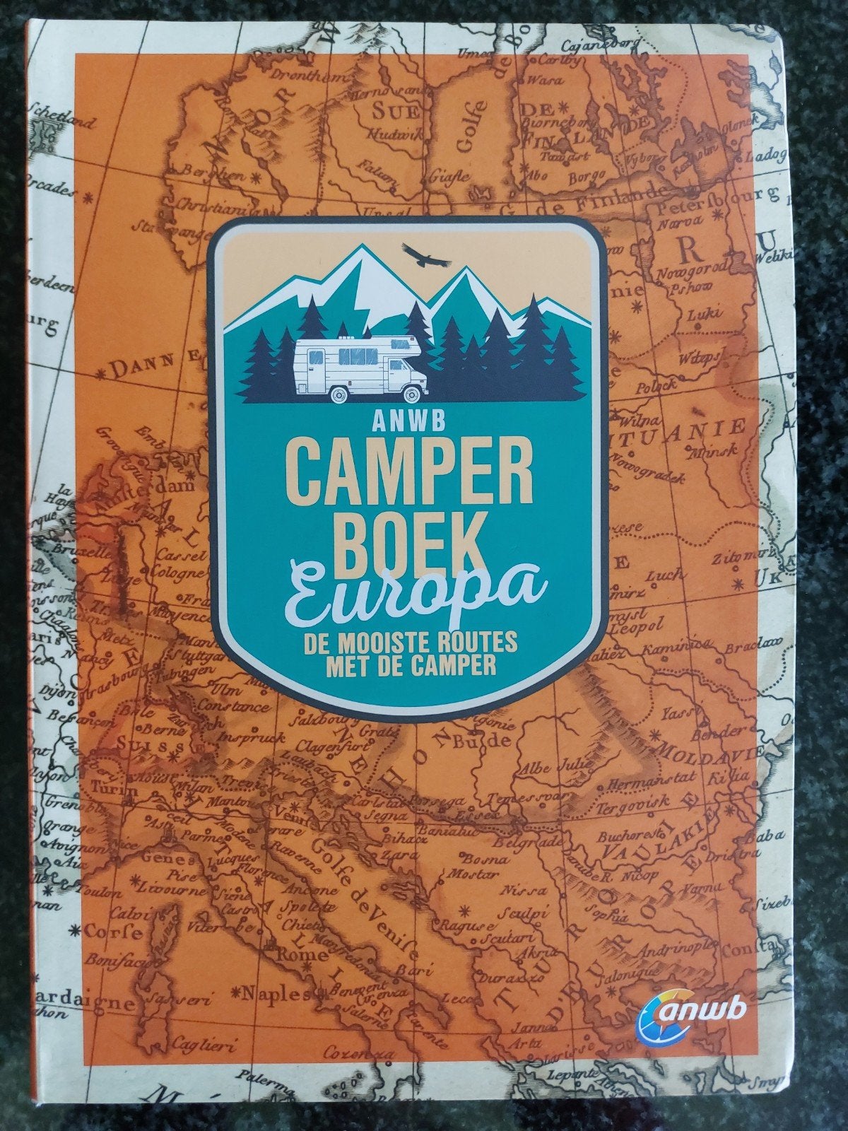 Camperboek Anwb. Mooiste routes Europa, Boeken, Reisgidsen, Gerhard Beer, Europa, Ophalen of Verzenden, ANWB