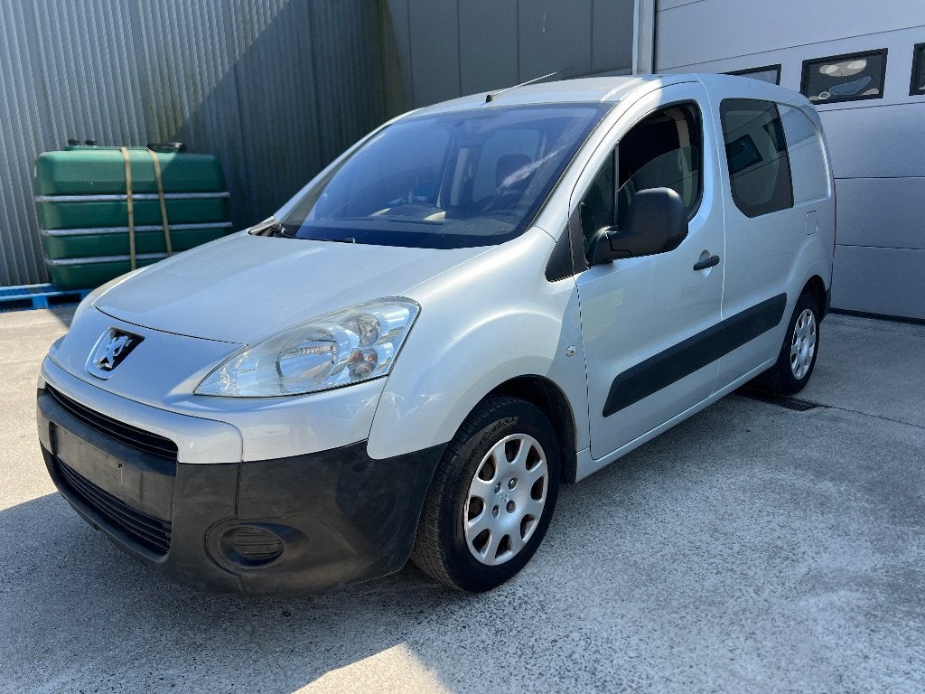 Peugeot Partner prête à immatriculer (voiture tva), Achat, 3 places, Boîte manuelle, Noir