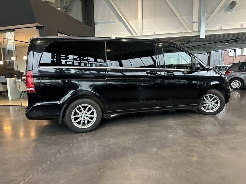 Mercedes-Benz V 300 V 300d L2 9G-TRONIC Avantgarde,5pl Lich, Auto's, Mercedes-Benz, Automaat, Zwart, Bedrijf, Diesel