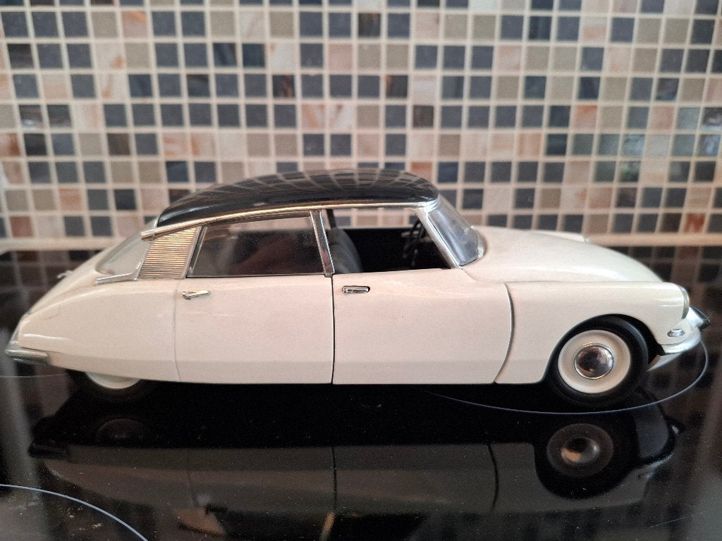 Voiture miniature, Enlèvement, Comme neuf, Voiture