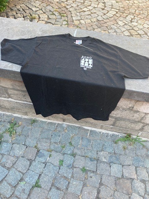T SHIRT SOHO NEW YORK HANES HEAVY WEIGHT  LARGE, Kleding | Heren, T-shirts, Zwart, Ophalen of Verzenden, Zo goed als nieuw, HANES