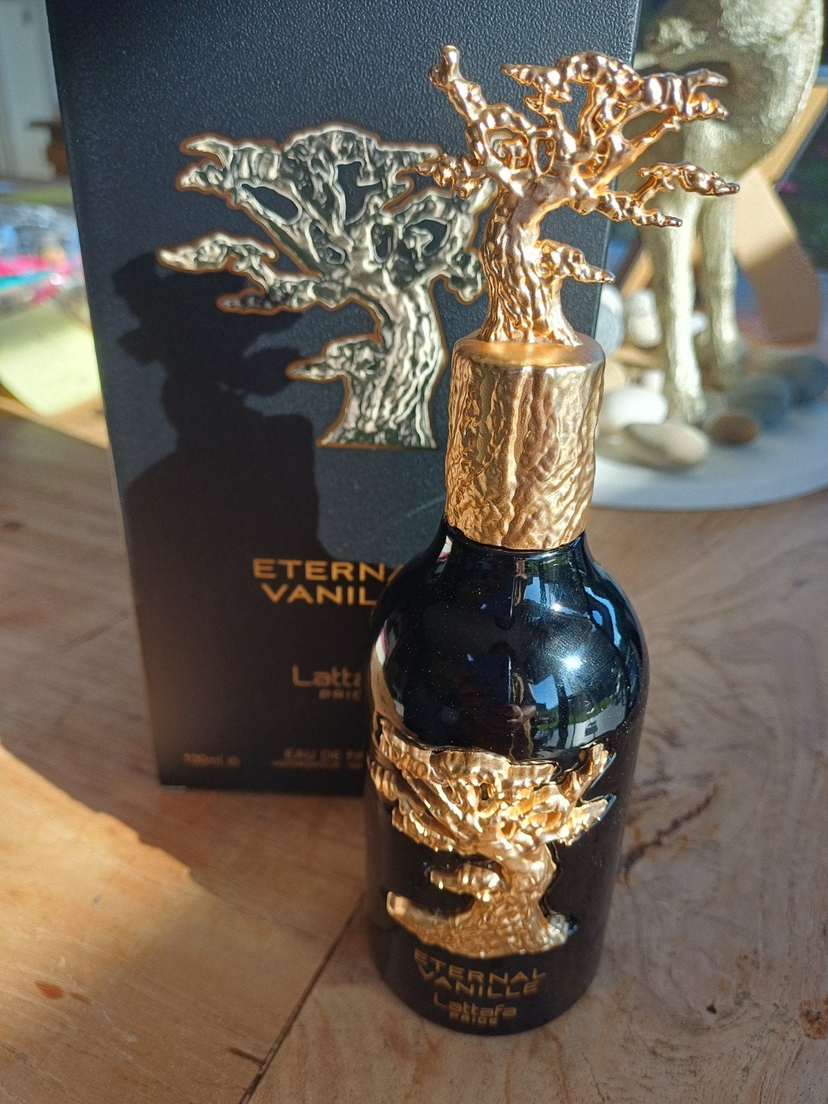 Eau de parfum lattafa eternal vanille 100ml heren, Handtassen en Accessoires, Uiterlijk | Parfum, Ophalen