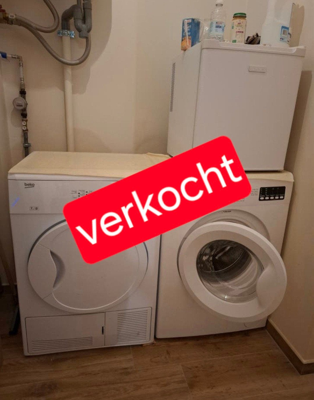 Allerlei spullen te koop, Ophalen