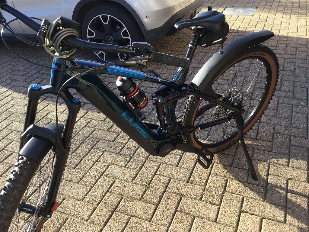 VTT Neuf Hybride Full suspendu Cube Carbone batterie 750, Neuf, Autres marques, Enlèvement, VTT tout suspendu