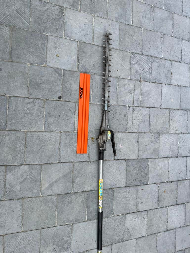 Outil Combisystème Stihl taille haie HL-KM en excellent état, Ophalen, Zo goed als nieuw