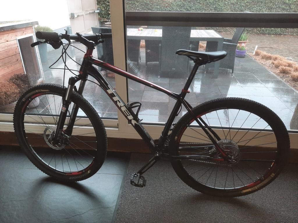 Trek Superfly5, 45 à 49 cm, Comme neuf, Enlèvement, Trek