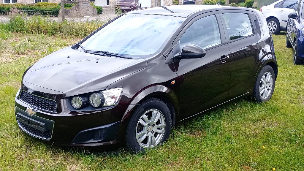 Chevrolet Aveo. Heel mooie staat., Autos, Chevrolet, Euro 5, Achat, Entreprise, Boîte manuelle