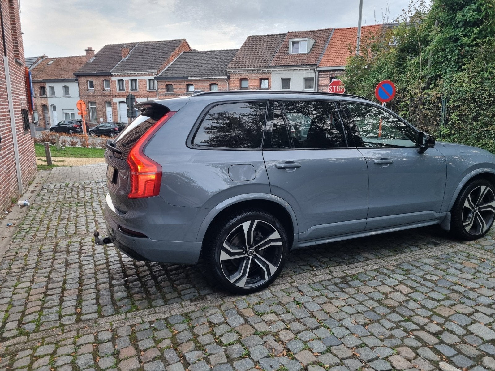 Luxe & Zuinige Volvo XC90 2.0 B5 Diesel (2022) – 105.000 km, Auto's, Dealer onderhouden, Lederen bekleding, 7 zetels, Leder