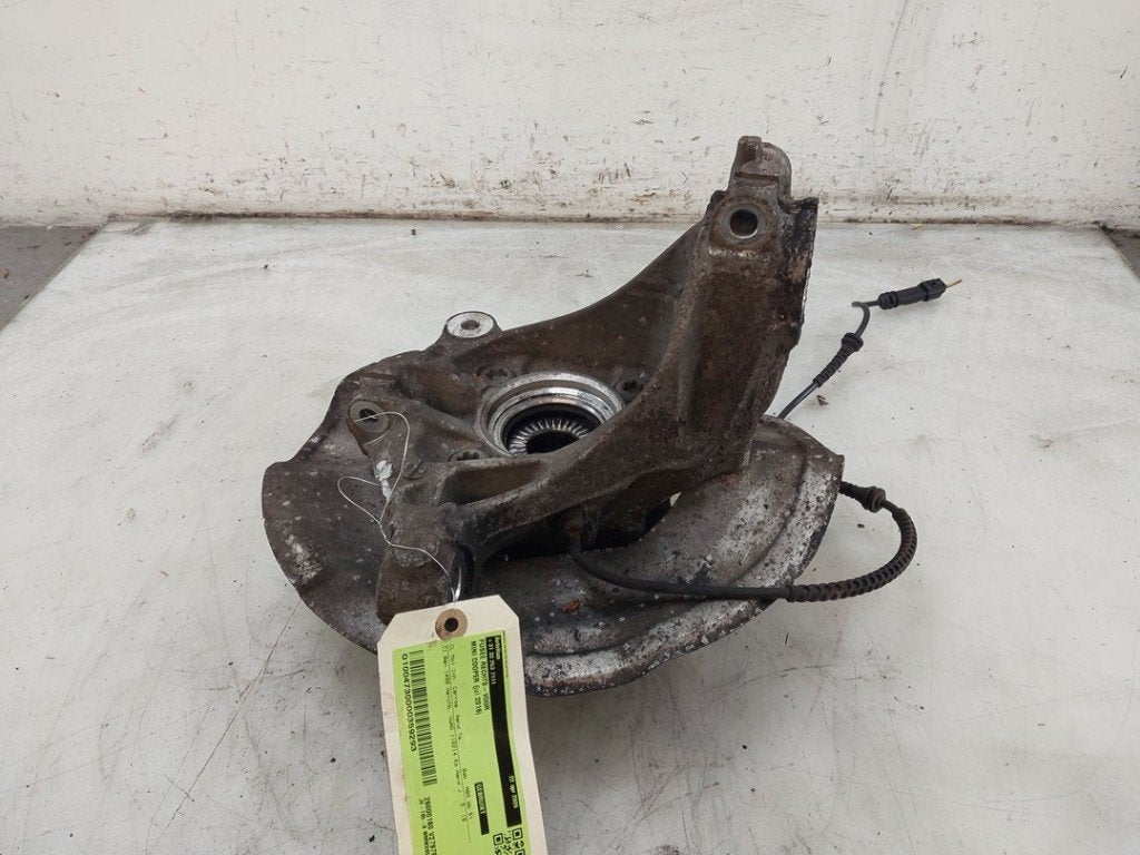 FUSEE RECHTS VOOR Mini Mini (F55) (01-2013/10-2017), Dhr. J. Ham, Gebruikt, Administratie@autoham.nl, Mini