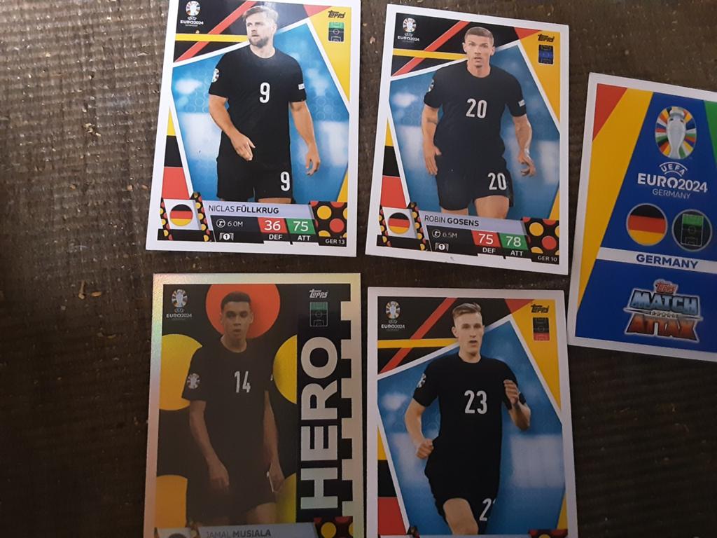 Fifa voetbal kaarten ruilen tegen popimons kaarten, Ophalen