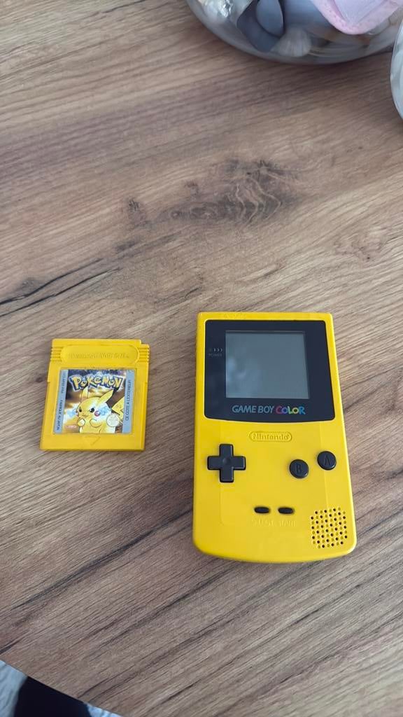 Gameboy color + Pokemon, Enlèvement, Comme neuf
