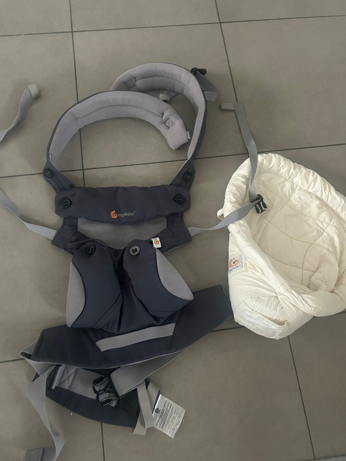 Porte bébé ergobaby 360 avec coussin, Enlèvement ou Envoi, Comme neuf