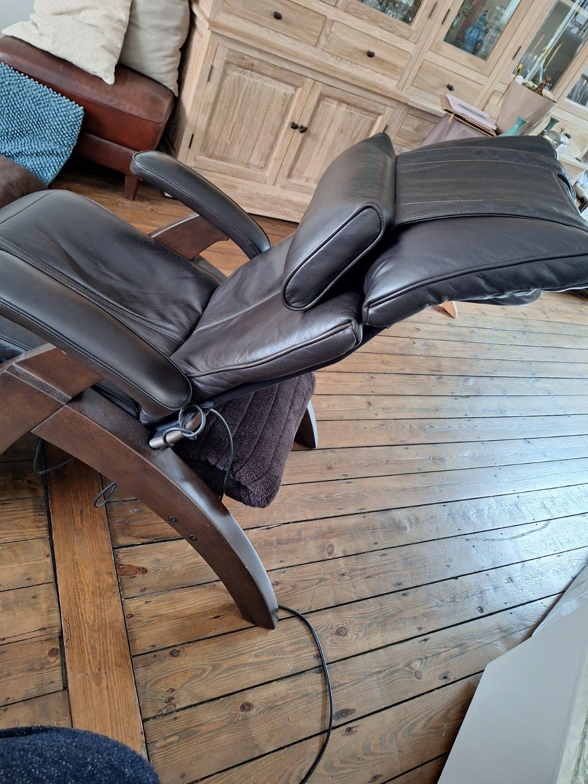 Human Touch Perfect Chair zero-gravity relaxfauteuil in brui, Ophalen, Gebruikt, Hout