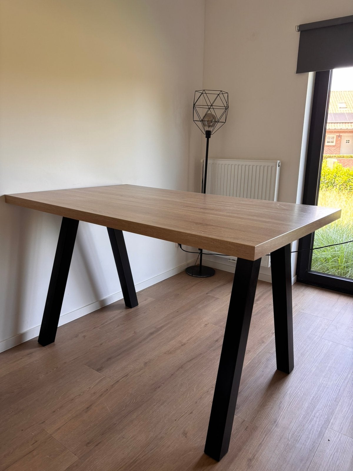 Hoge eettafel, Ophalen, Zo goed als nieuw