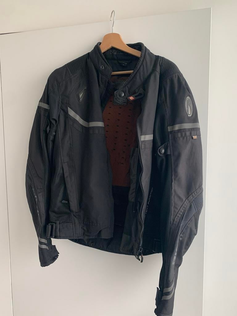 Richa zomermotorvest met inritsbare outershell maat L, Motos, Vêtements | Vêtements de moto, Manteau | tissu, Hommes, Seconde main