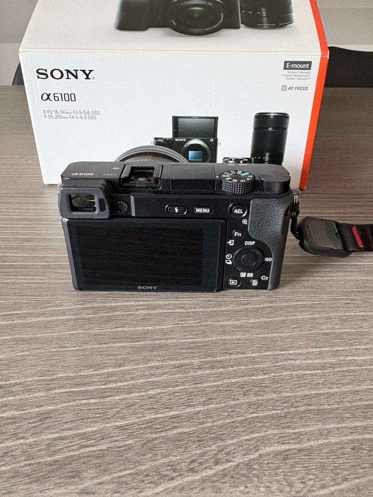 sony a6100 + kit lens (16-50mm), Enlèvement, Comme neuf, Caméra, Sony