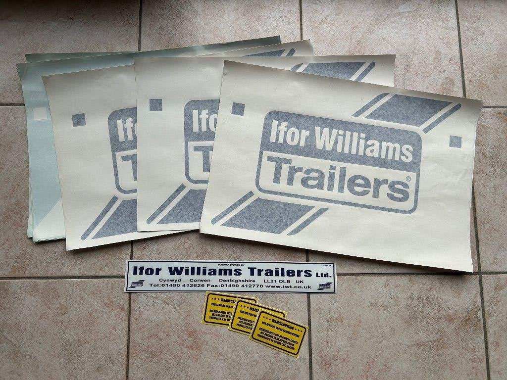 Ifor Williams, Enlèvement ou Envoi, Neuf