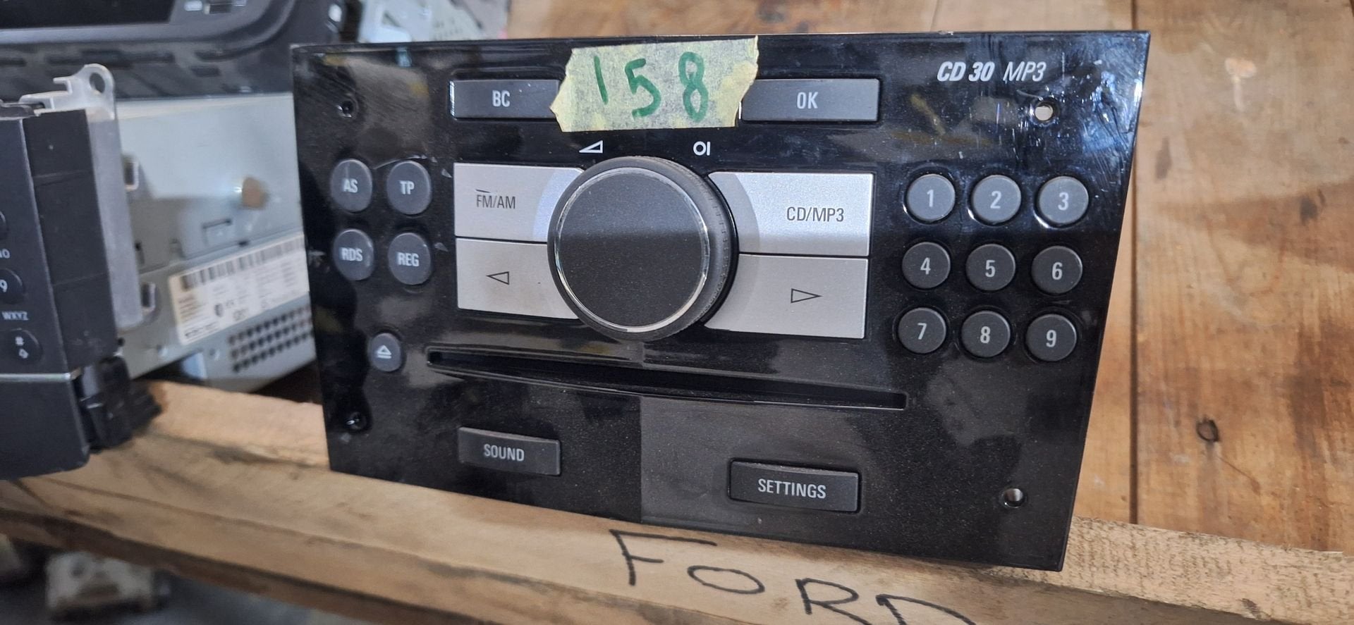 Originele Opel CD 30 MP3 Autoradio - Astra H / Corsa D - 132, Autos : Divers, -, Utilisé, -, -