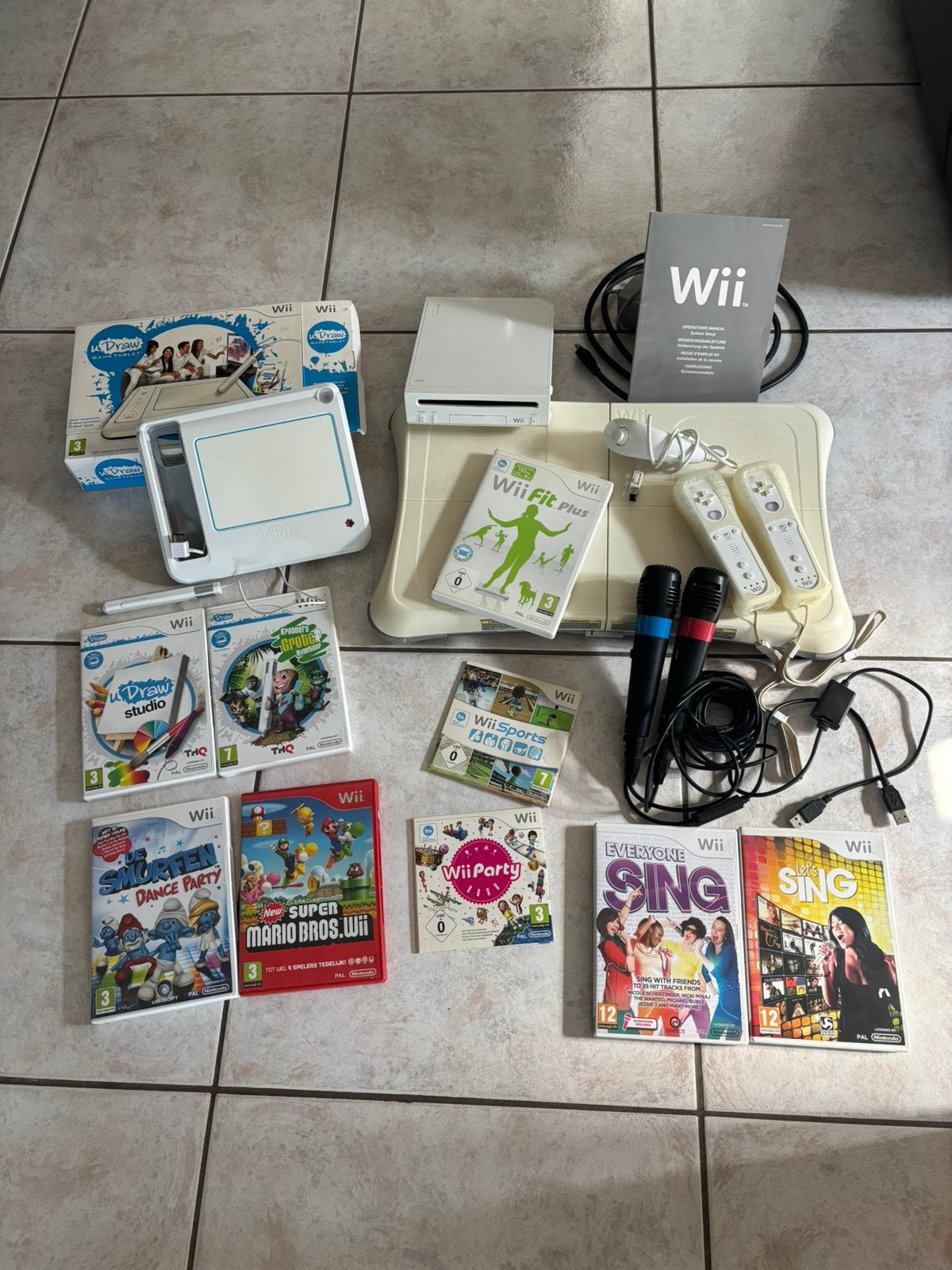 Nintendo wii bundel met accessoires en games, Games en Spelcomputers, Ophalen, Gebruikt, Met 2 controllers, Met games