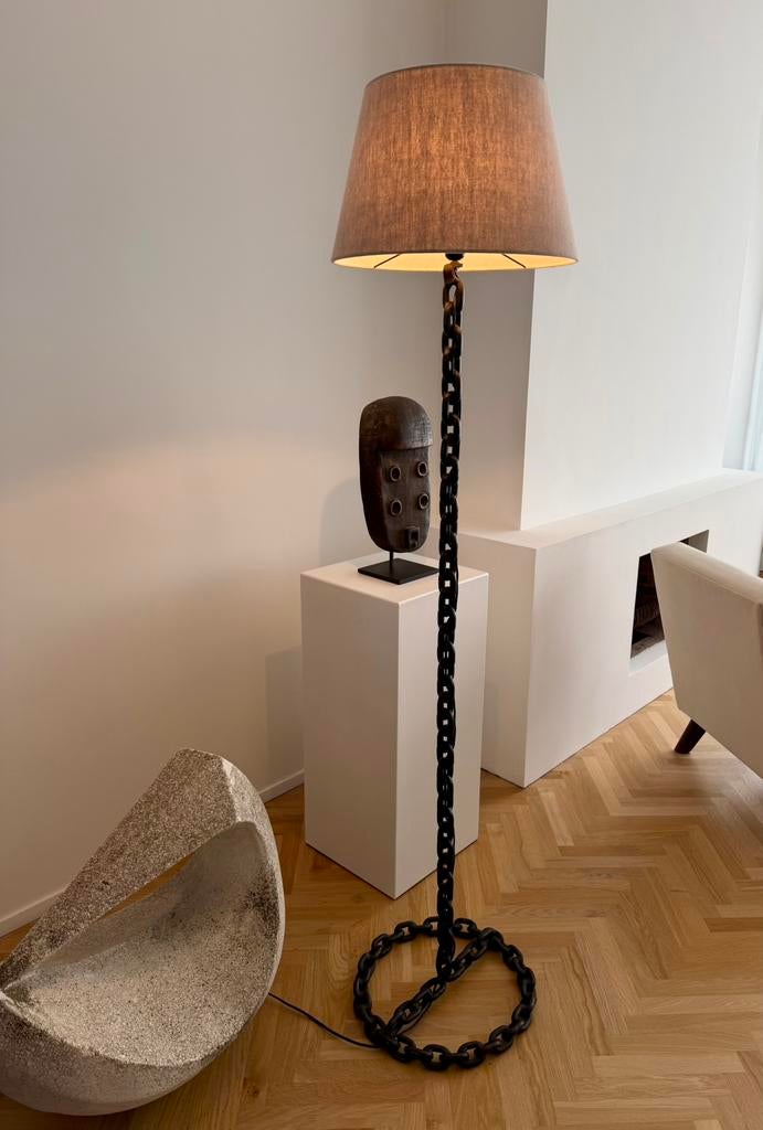 Brutalist vloerlamp in smeedijzer, Ophalen, Metaal, 150 tot 200 cm, Gebruikt