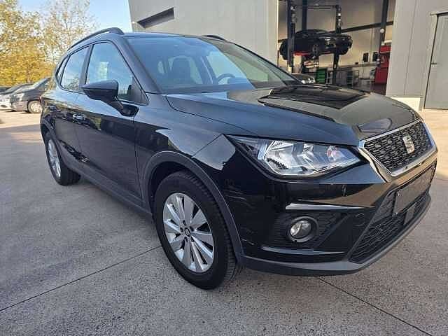 SEAT Arona 1.6 CR TDI Style (EU6.2), Bluetooth, 110 g/km, Zwart, Bedrijf