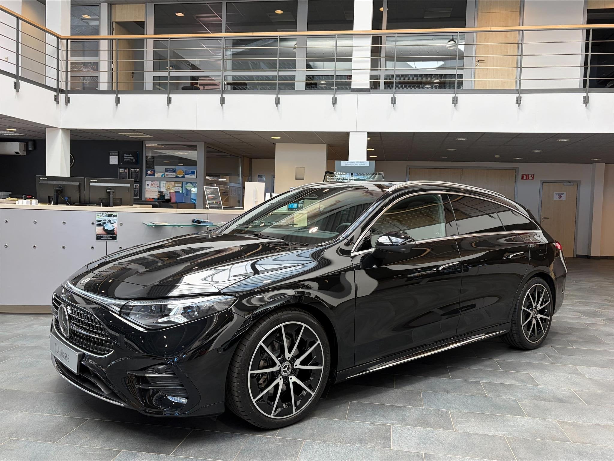 Mercedes-Benz CLA CLA 180 "140 Years Edition" Nieuwe wagen D, Auto's, Zwart, 4 cilinders, 136 pk, Zwart