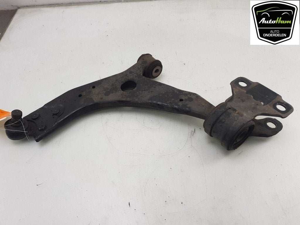 DRAAGARM LINKS VOOR Ford Focus 3 Wagon (01-2010/02-2020), Gebruikt, Ford