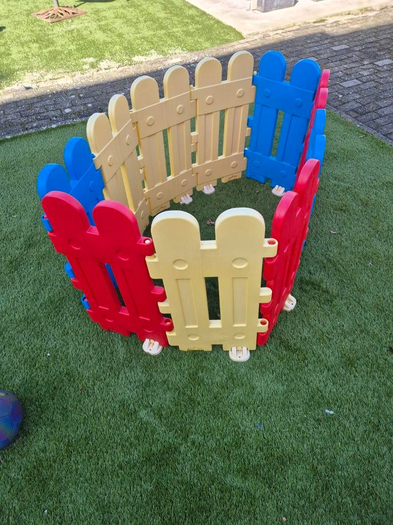 Kinder hek buiten speelbox, Ophalen