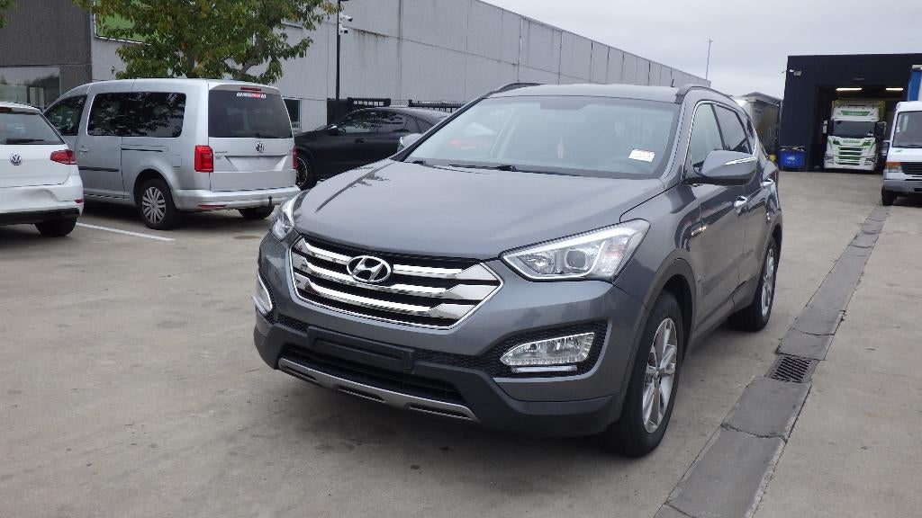 Hyundai Santa Fe (Numéro de stock 86116), Cuir, Argent ou Gris, Entreprise, Boîte manuelle