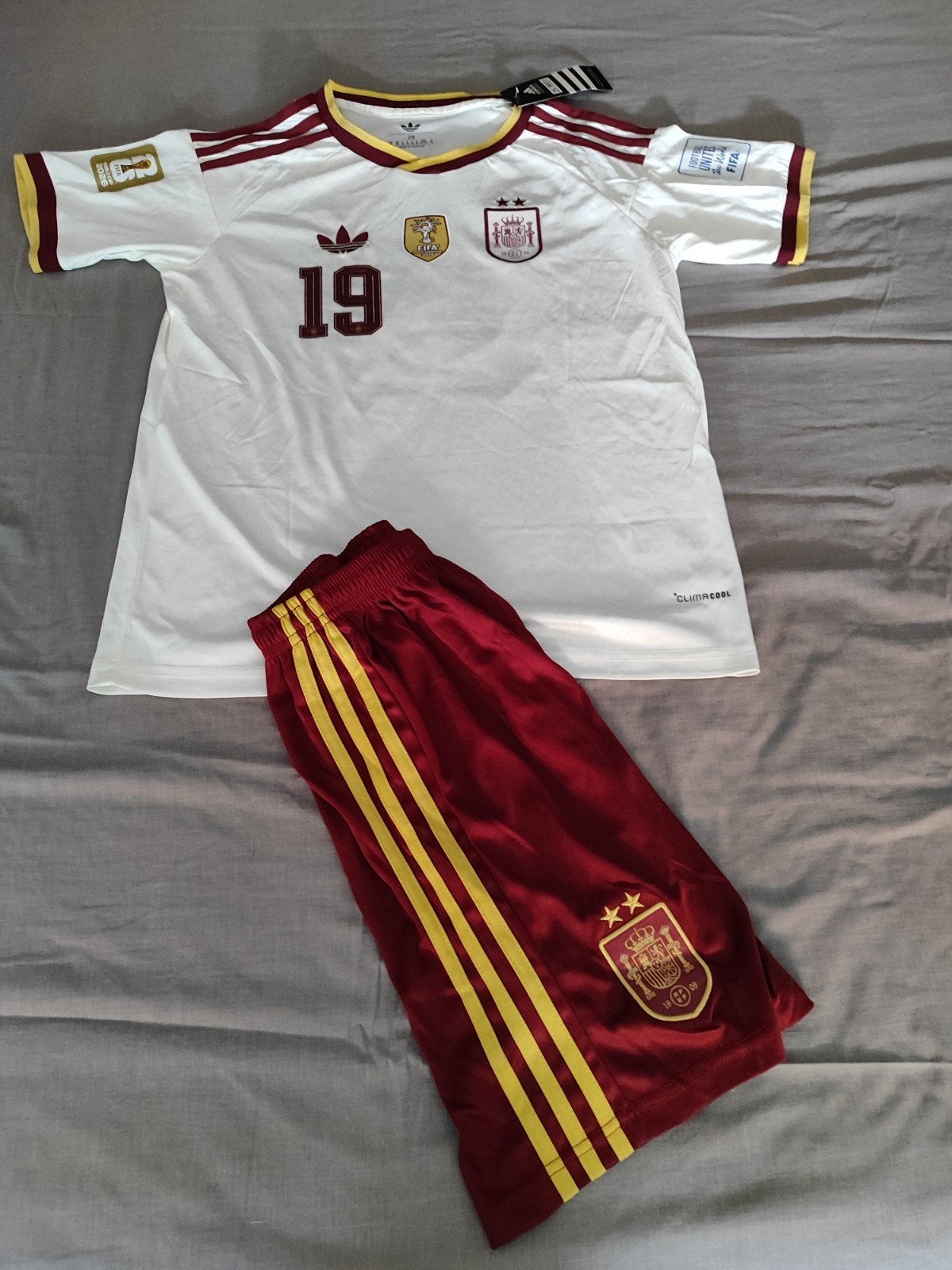 Heel Spanje 2026, Sport en Fitness, Voetbal, Verzenden, Shirt
