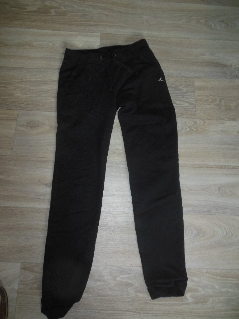 trainingsbroek 14j in nieuwstaat, Ophalen of Verzenden, Zo goed als nieuw, Meisje, Sport- of Zwemkleding