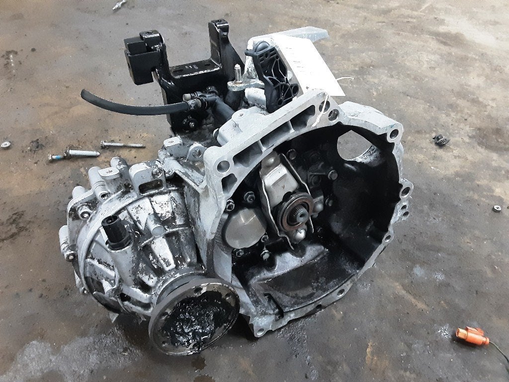 BOITE DE VITESSES Volkswagen Polo V (6R) (MZM), Utilisé, Volkswagen