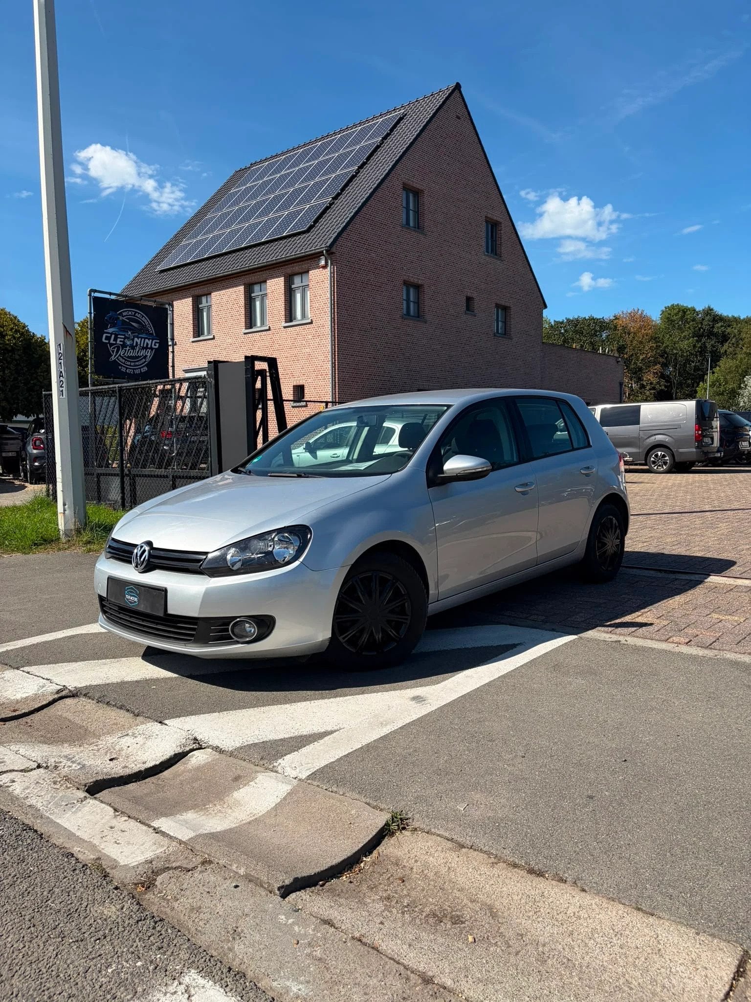 Volkswagen Golf VI Trendline Essence, Autos, Achat, Entreprise, 149 g/km, 5 portes