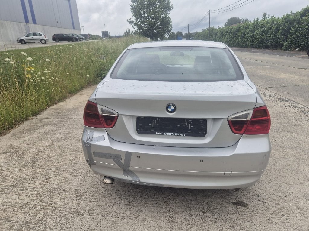 Boîte Automatique- BMW 320d 2.0 Diesel, Auto's, Automaat, 4 deurs, Bedrijf, Euro 4
