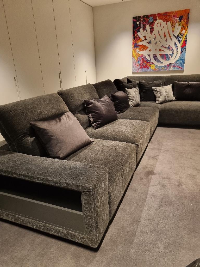 TRES URGENT DEMENAGEMENT 4 PIECES RESTANTES, Ophalen, Zo goed als nieuw, Leer