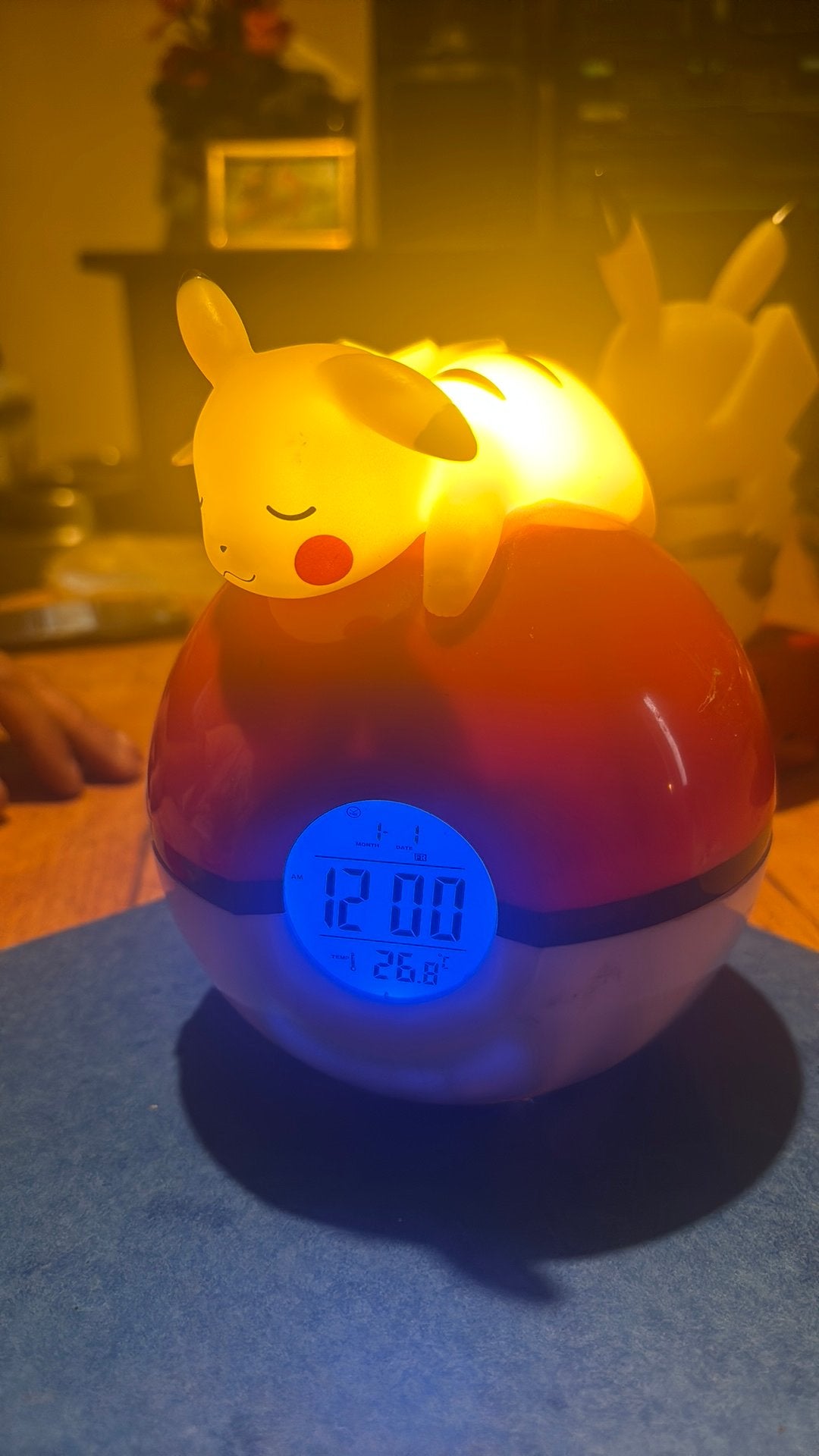 Pokemon pikachu nachtlamp/allarmwekker, Ophalen, Zo goed als nieuw