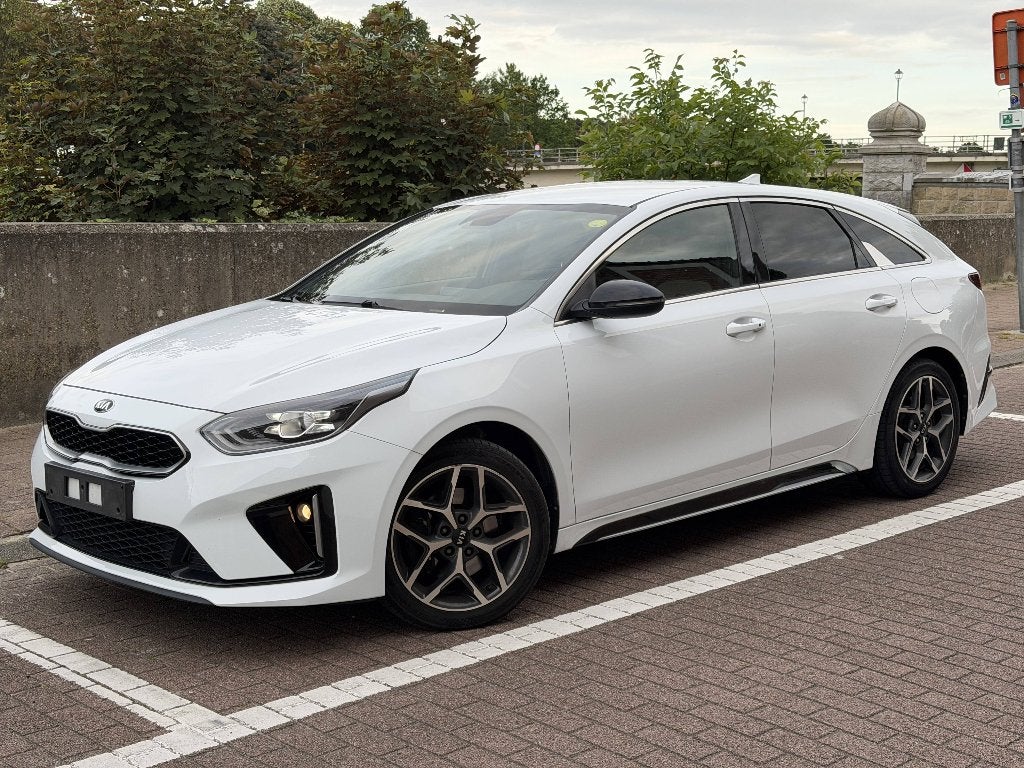 Kia ProCeed GT-Line 1.6D 136PK Euro6d Navi Camera, 100 kW, Achat, Euro 6, Noir