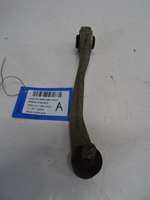 BRAS DE SUSPENSION AVANT GAUCHE (TRIANGLE) A4 Avant (B8), Auto-Union-Straße  1,
85057  Ingolstadt, DE, Info@audi.de, Audi, Utilisé