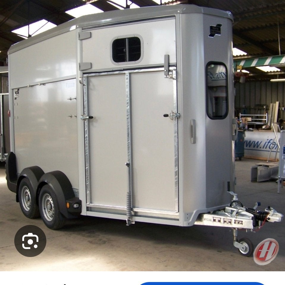 Ifor Williams, Animaux & Accessoires, Chevaux & Poneys | Semi-remorques & Remorques, Enlèvement, Comme neuf, Aluminium, Remorque 2 chevaux