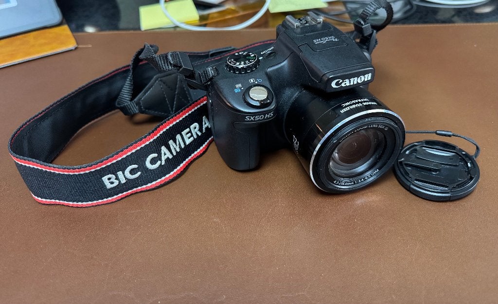 Canon SX50 HS - appareil bridge avec un zoom optique 50x, Gebruikt, 12 Megapixel, Canon, Compact