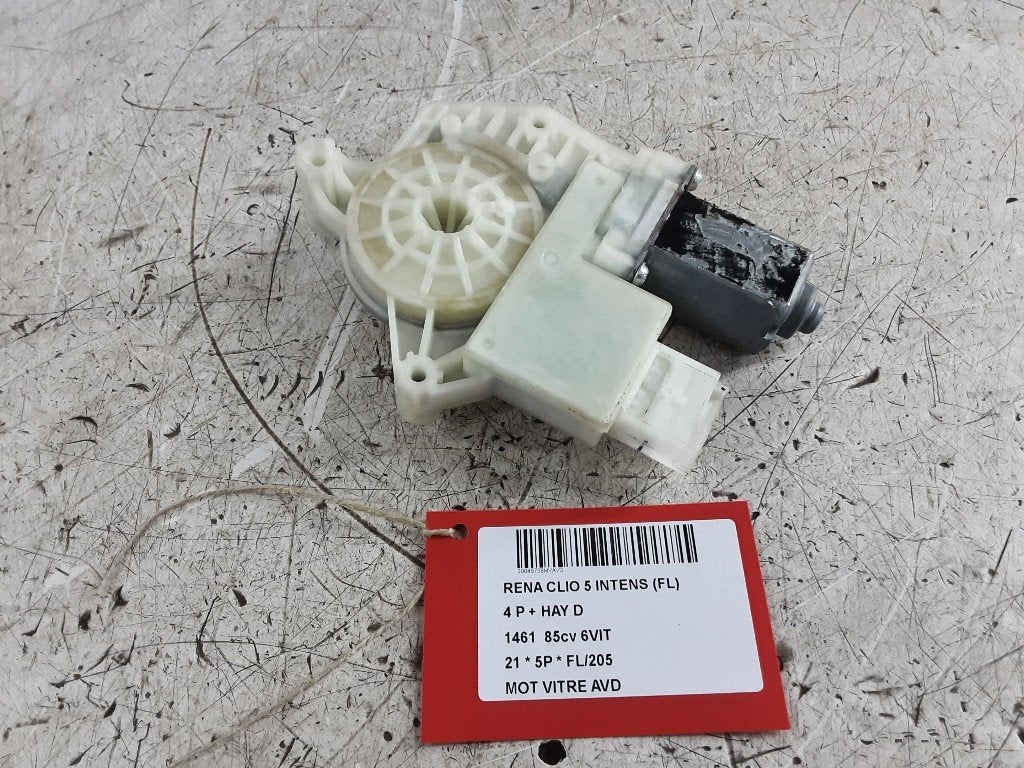 MOTEUR LEVE VITRE ELECTRIQUE AVANT DROIT Clio V (RJAB), Autos : Pièces & Accessoires, Renault, Utilisé, Peter-Huppertz-Straße 5
51063  Köln, DE