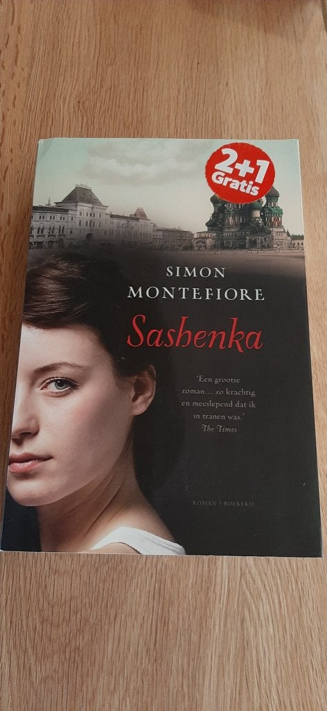 Santa Montefiore - Sashenka, Ophalen of Verzenden, Zo goed als nieuw