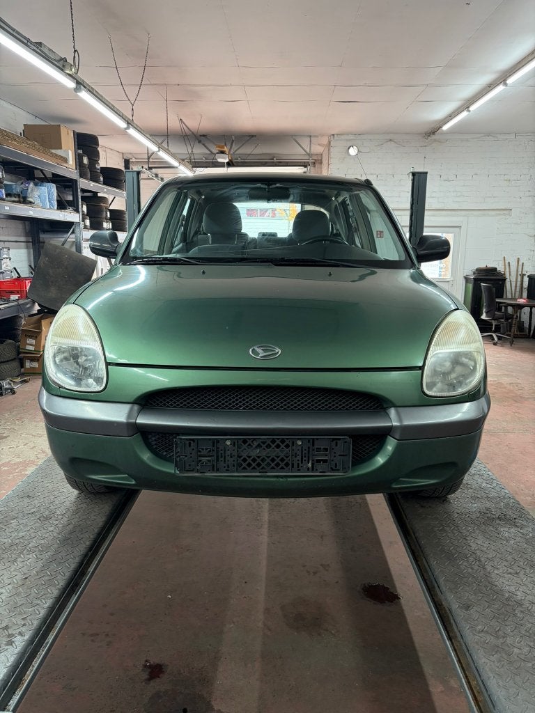 Daihatsu Sirion, Auto's, 41 kW, Sirion, 989 cc, Handgeschakeld