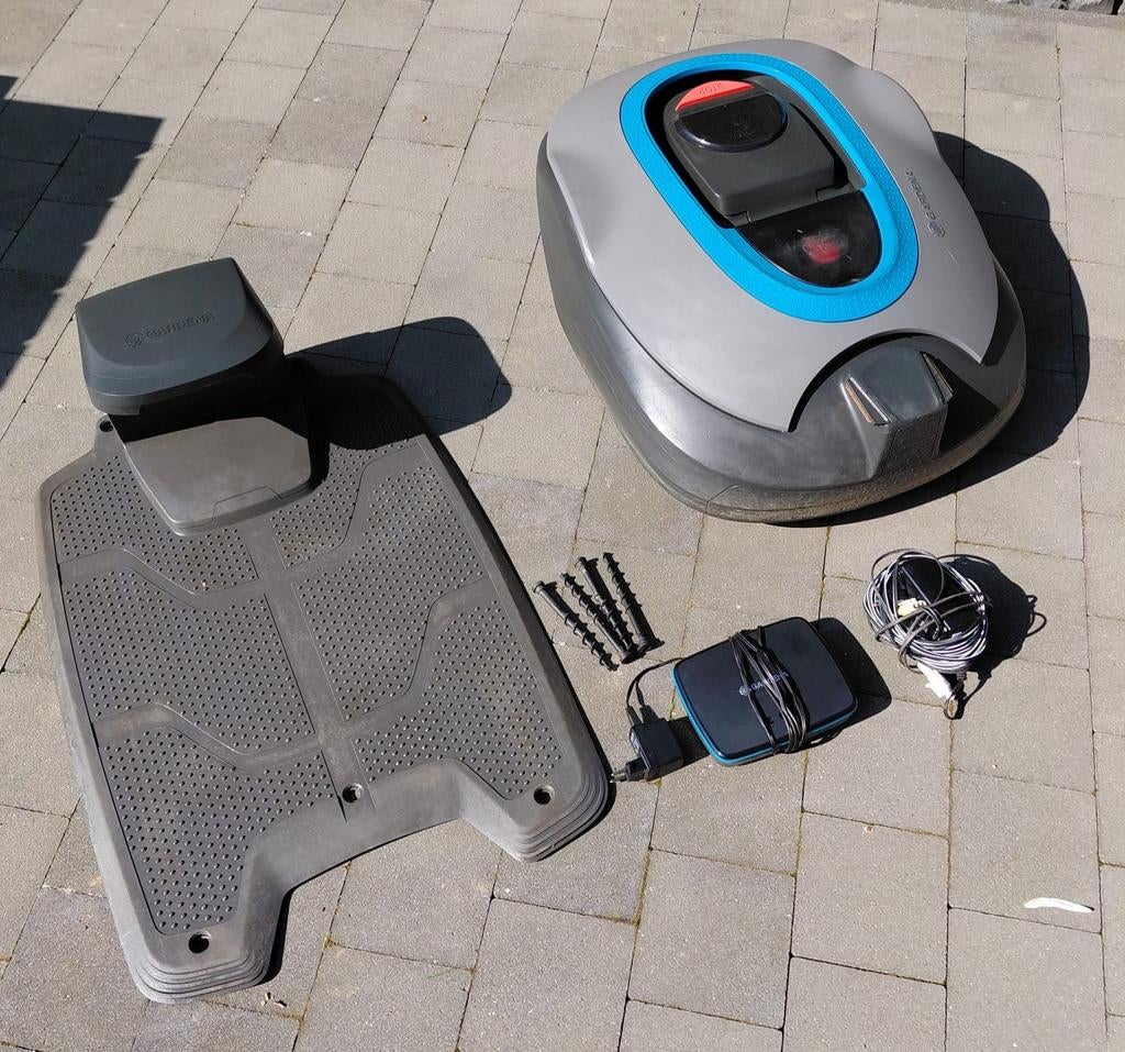 GARDENA smart SILENO+ avec borne de recharge et abris, Enlèvement