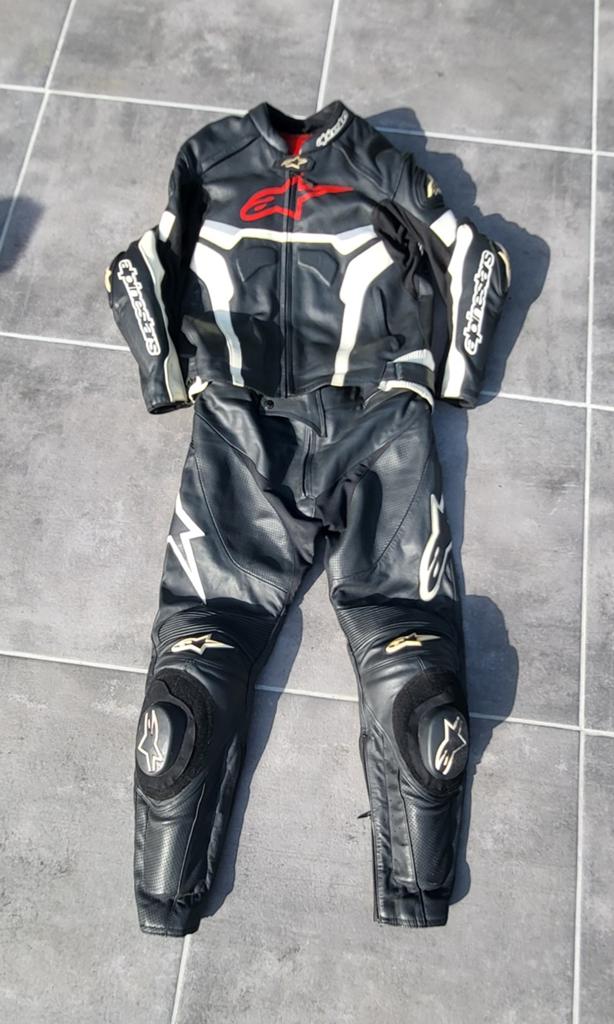 ​Alpinestars 2-delig lederen motorpak (Heren) – Maat 52, Motoren, Ophalen